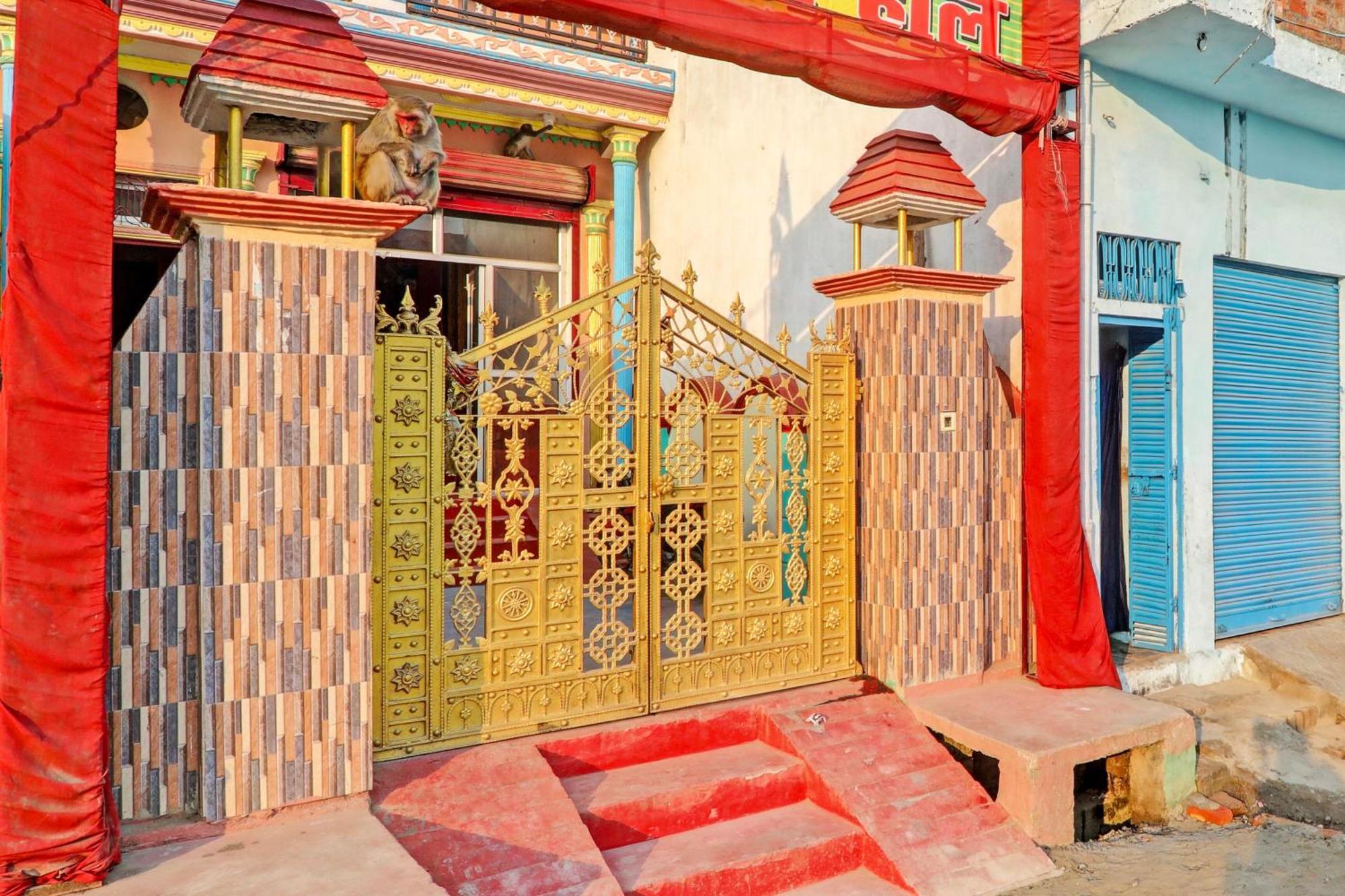 Hotel O Home Om Marriage Hall Ayodhya Exterior photo
